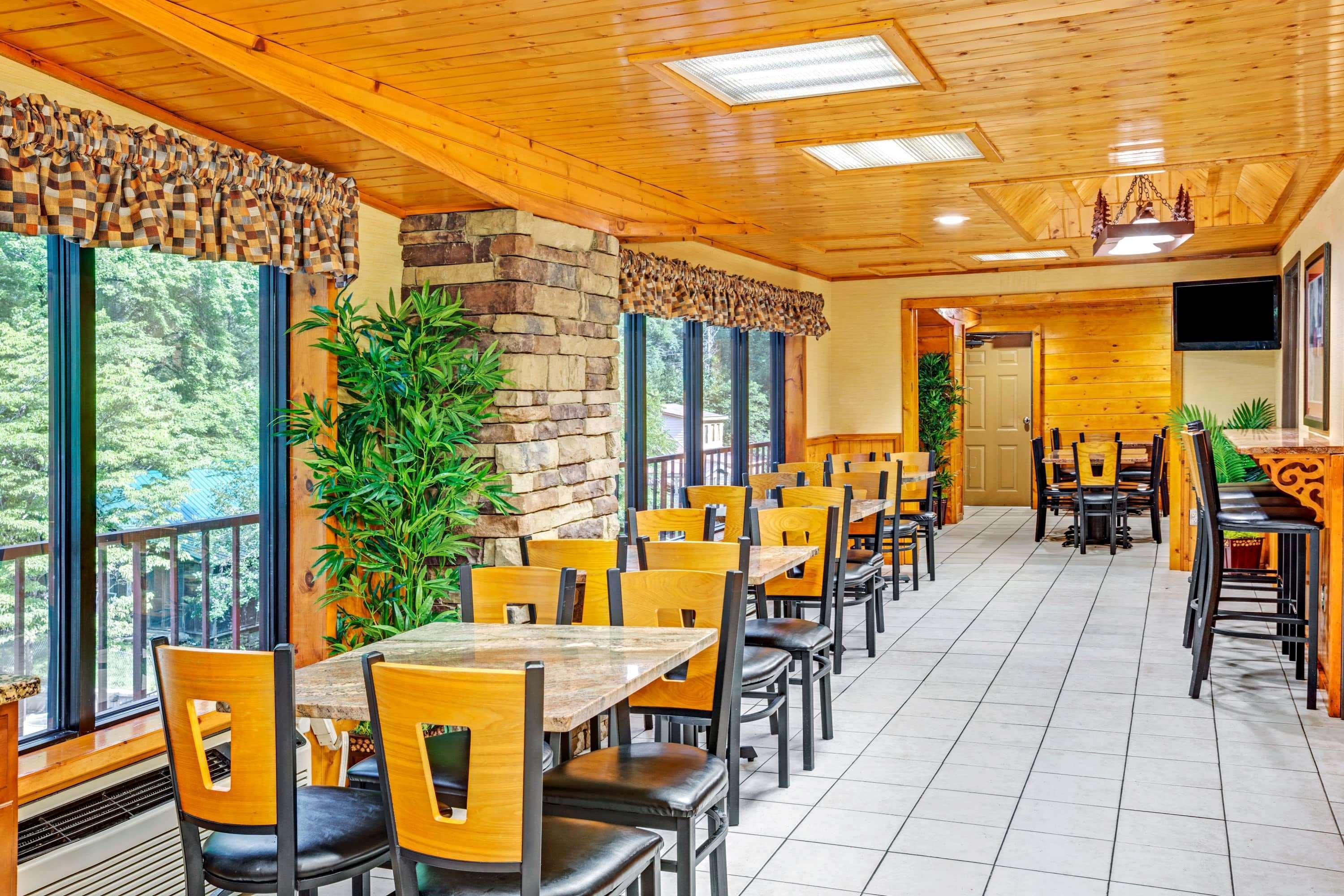 Baymont By Wyndham Gatlinburg On The River Exterior foto
