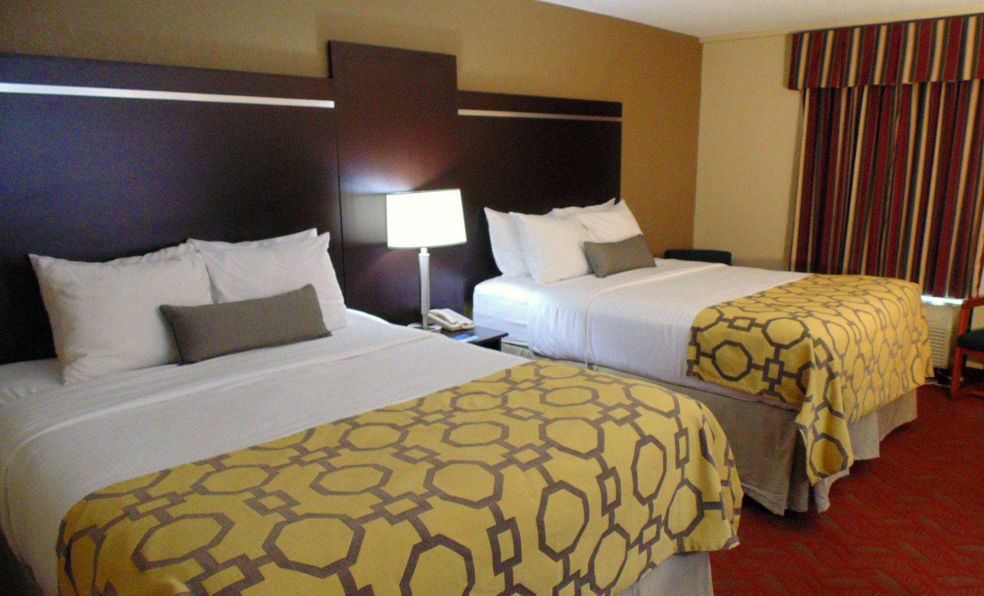 Baymont By Wyndham Gatlinburg On The River Exterior foto